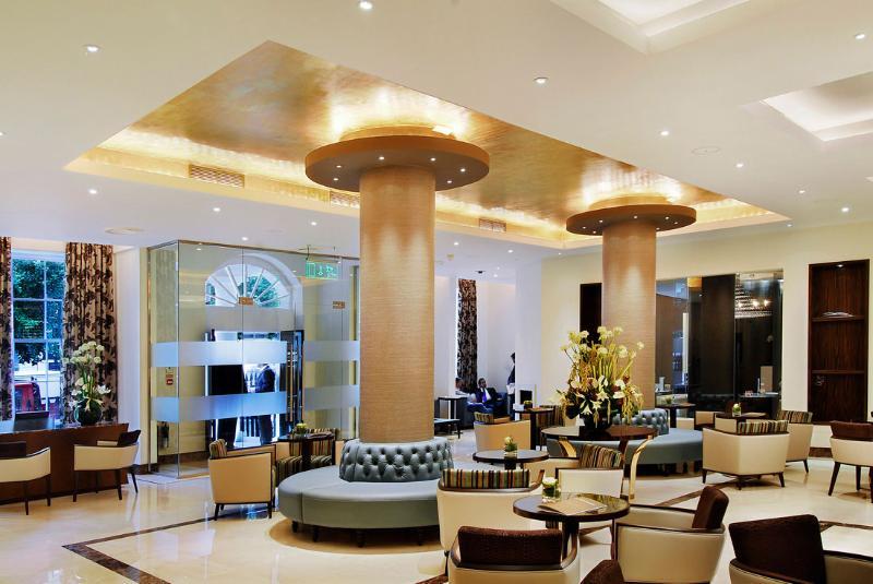 Montcalm Mayfair, Autograph Collection London Bagian luar foto The lobby of the hotel